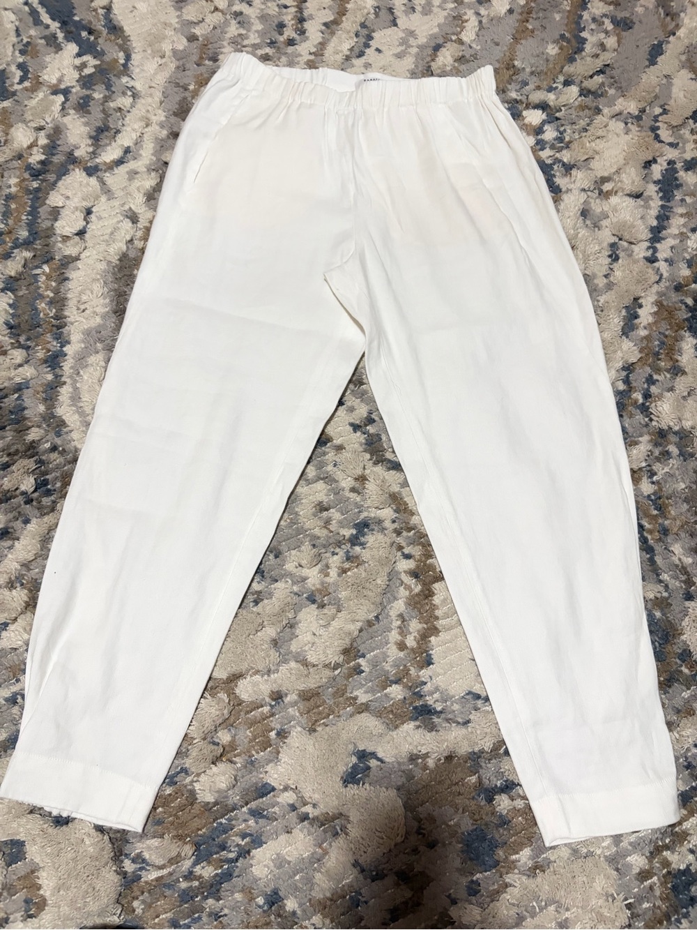 Babaton White Elastic-Waist Tapered Pants